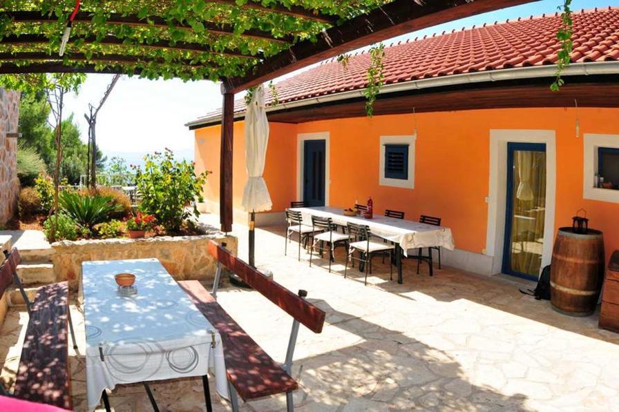 Seaside Secluded Apartments Cove Tvrdni Dolac, Hvar - 4008 Gdinj Exterior foto