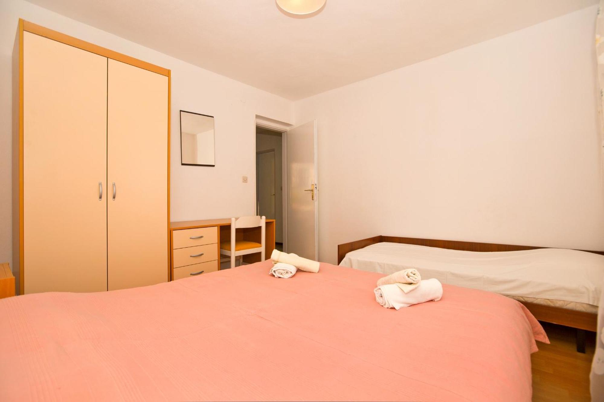 Seaside Secluded Apartments Cove Tvrdni Dolac, Hvar - 4008 Gdinj Habitación foto